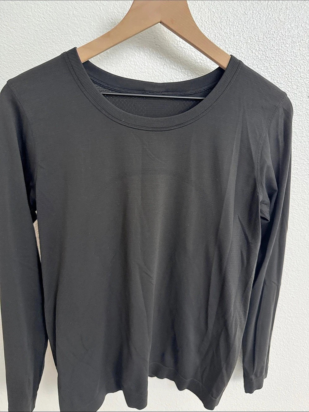 lululemon Swiftly Tech Long Sleeve Crew Black 6